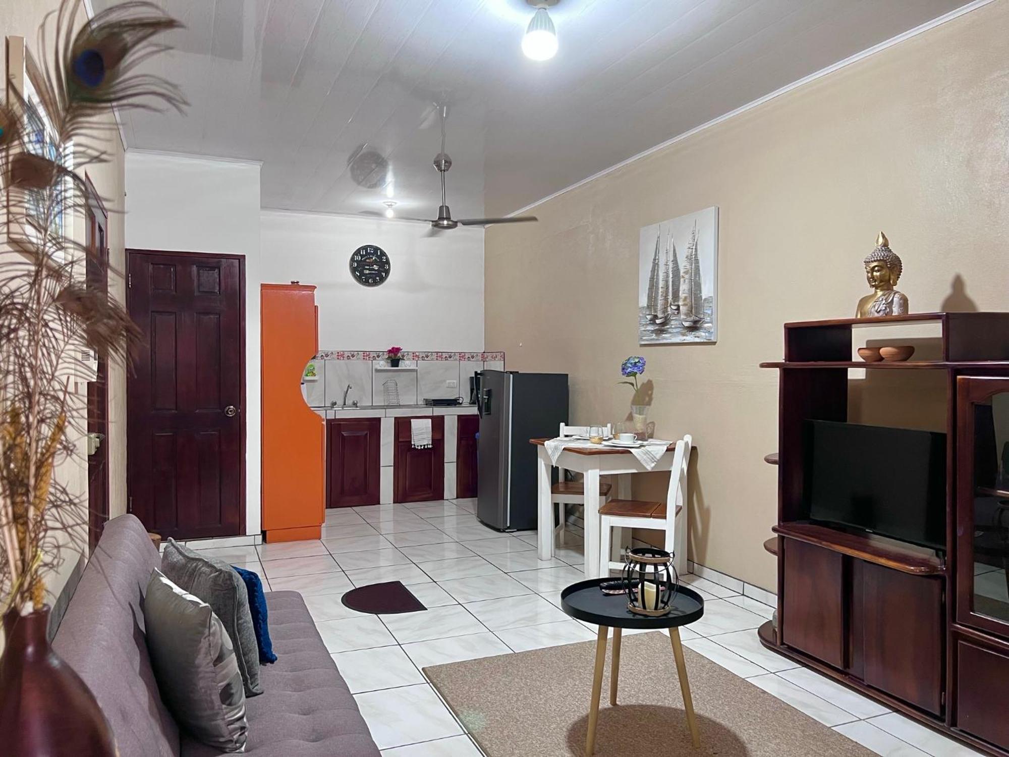Casa Tatich Ac Near Guanacaste Airport Apartment Либерия Екстериор снимка