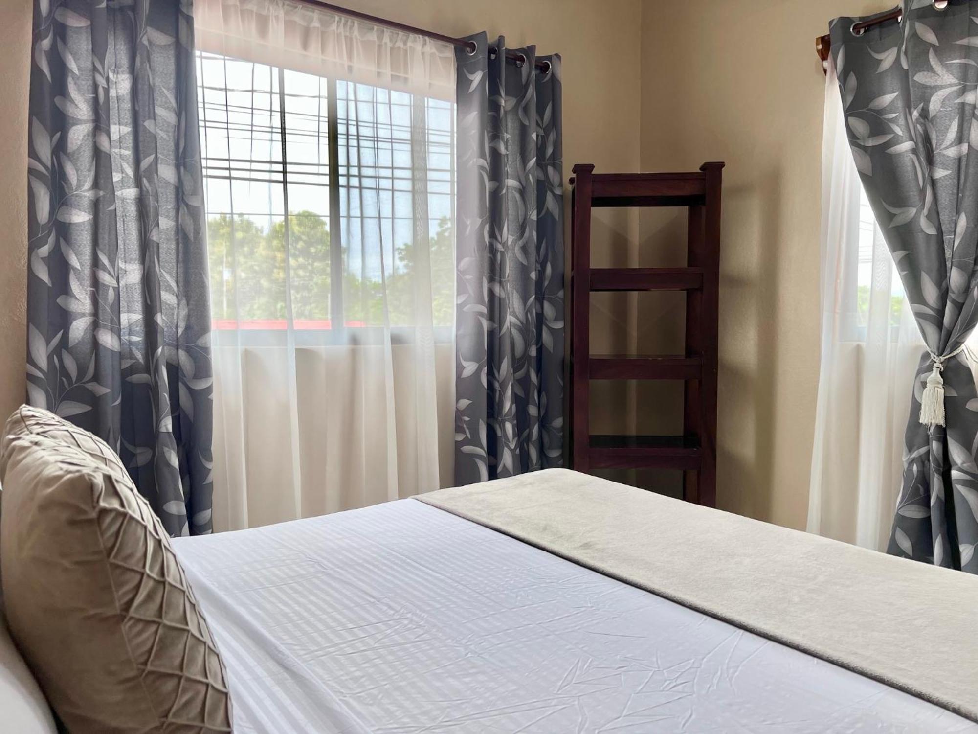 Casa Tatich Ac Near Guanacaste Airport Apartment Либерия Екстериор снимка
